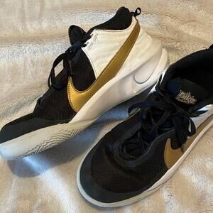 Nike Hustle DX - SU21 sneakers size 6Y